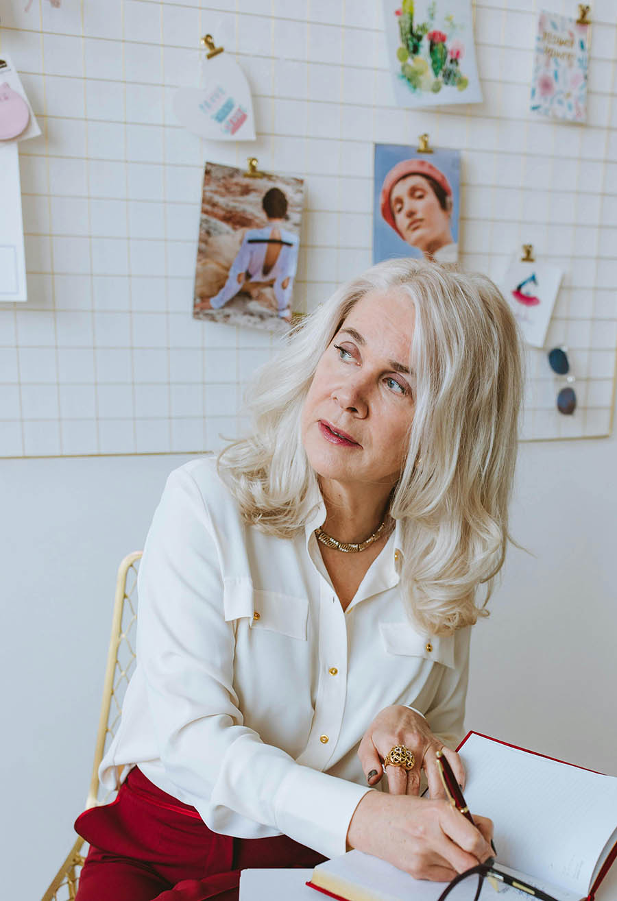 Donna lavoratrice. Donne più inclini alla generosità anche nel momento delle ultime volontà